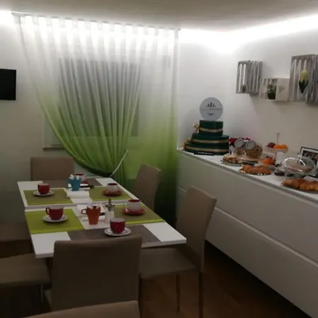 Borgo Fornaci 住宿加早餐酒店 3*