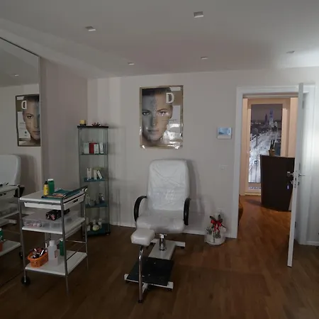 Nocleg ze śniadaniem Borgo Fornaci 3*